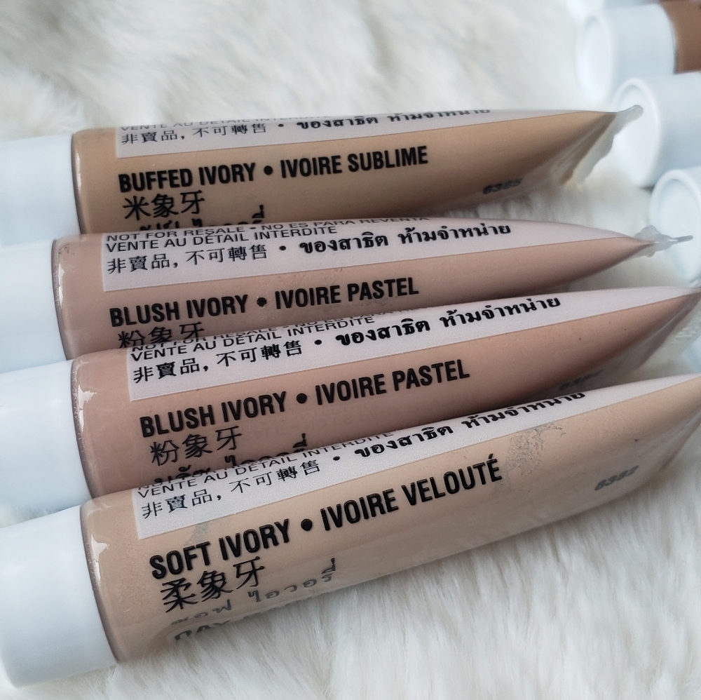 🆕️MK- Day Radiance Foundation Formula 2 - Picture 4 of 10